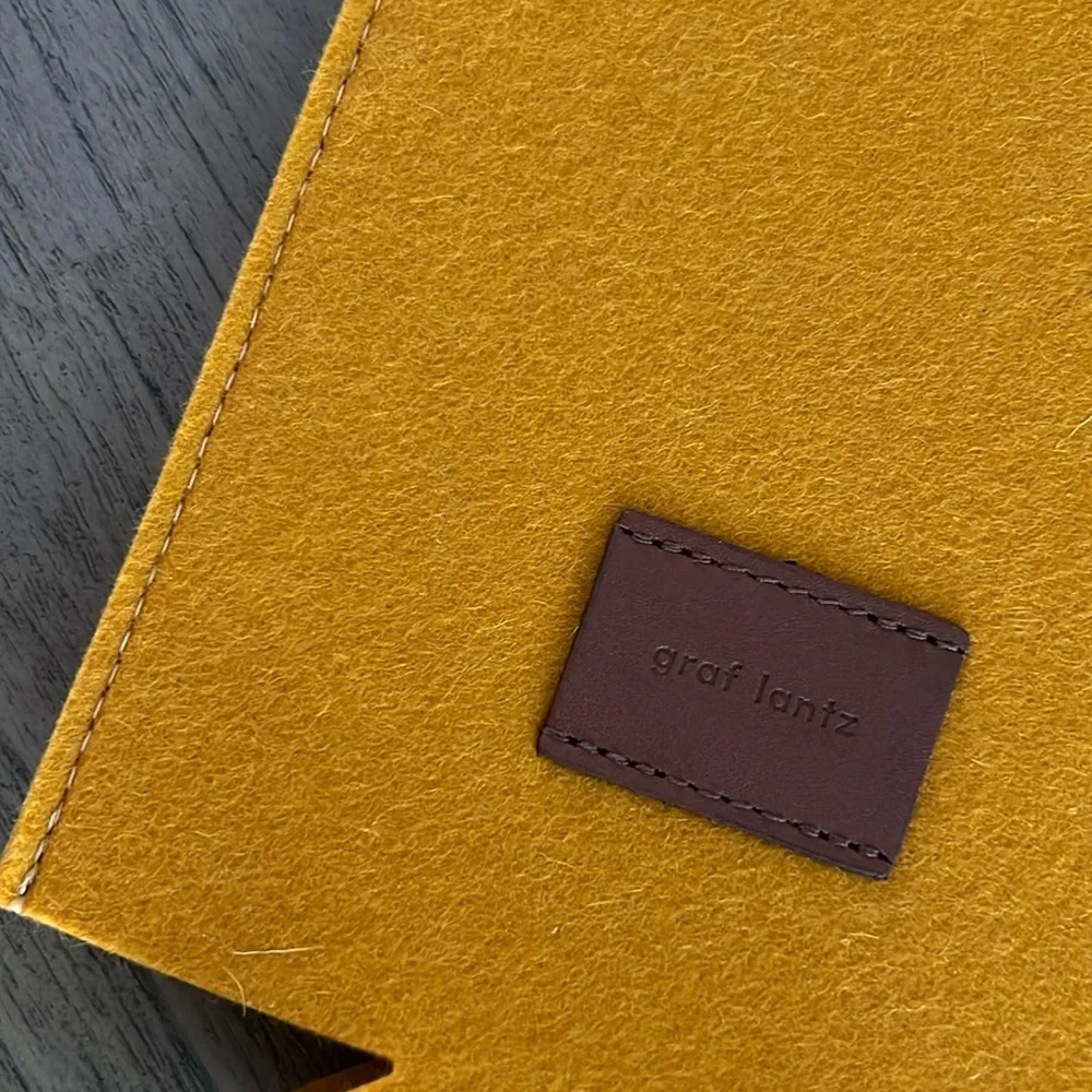 NWT Graf Lantz Yellow Felt Wine Tote - Picture 4 of 4